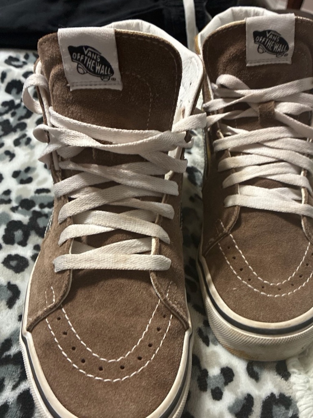 Vans High-Top Suede Sneakers in Brown - Picture 3 of 6